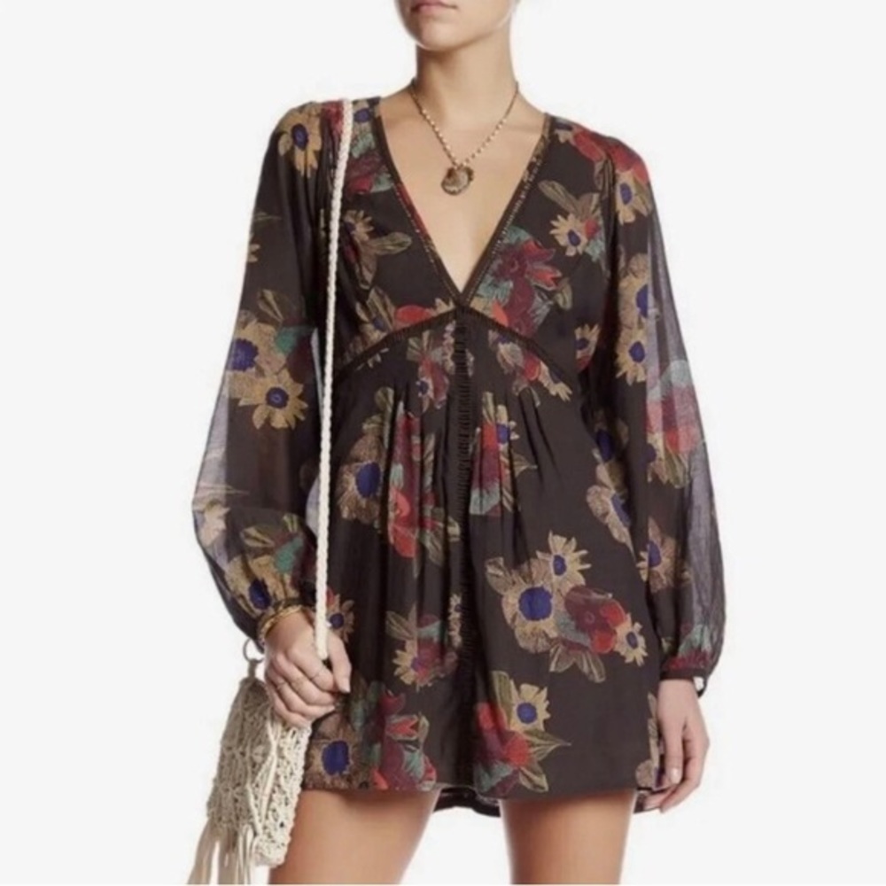 Free People Strawberry Print V-Neck long Sleeve Mini Dress Size Small